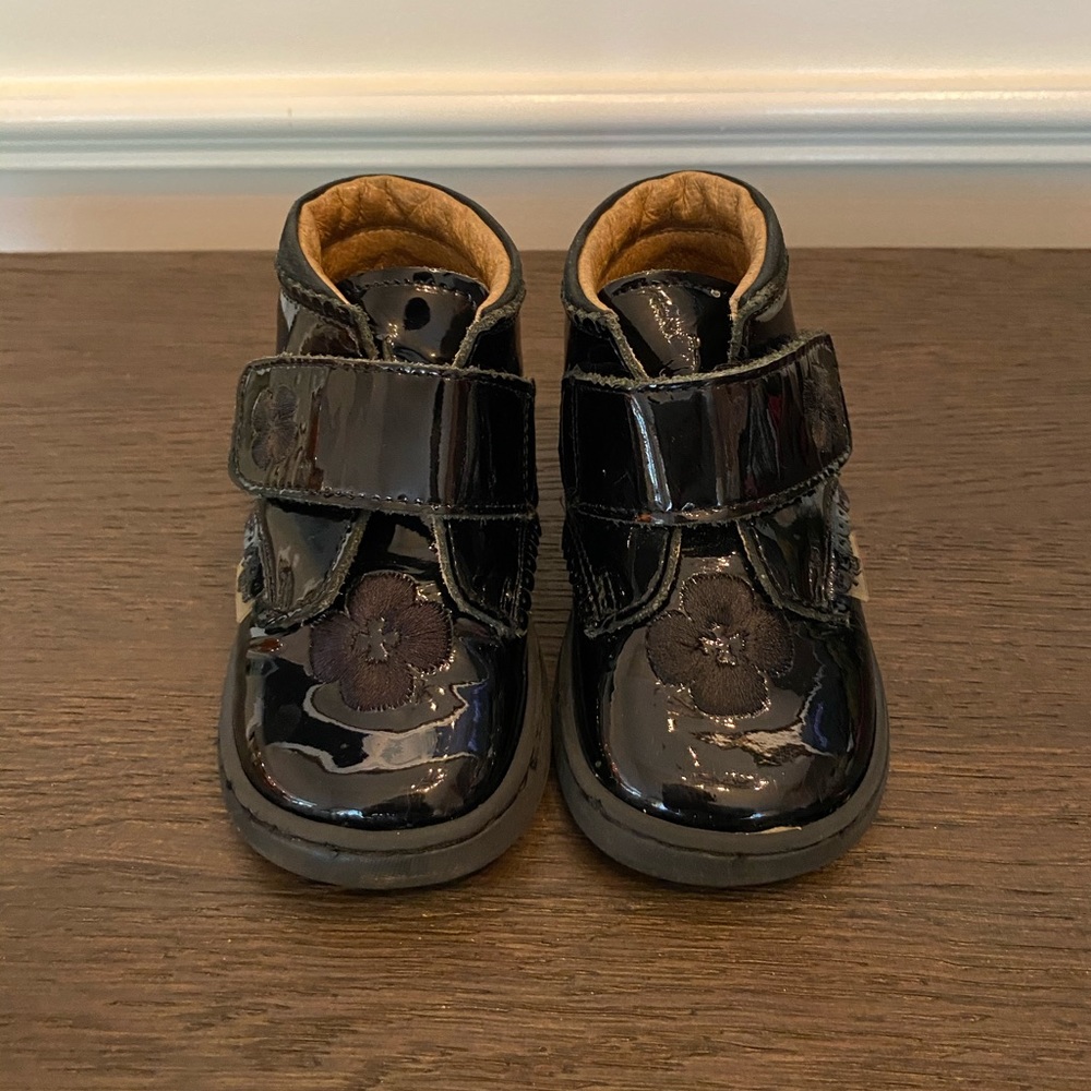 Minibel black flower print boots